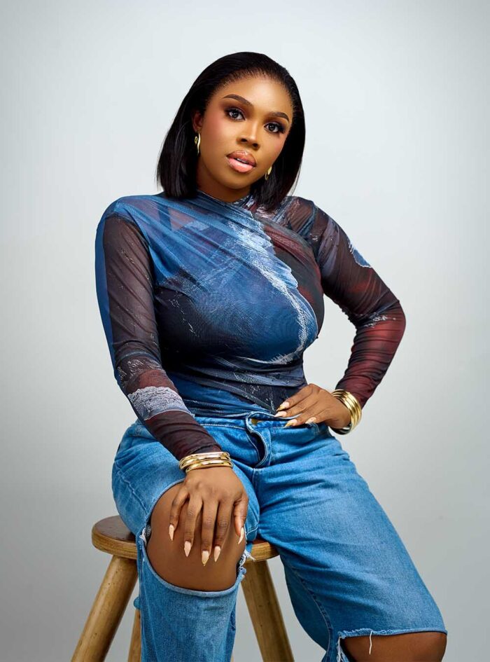 SoniaAuduCouture-Products-2025-03-Aurora top blue_